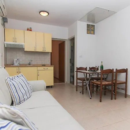 Apartment Alex *